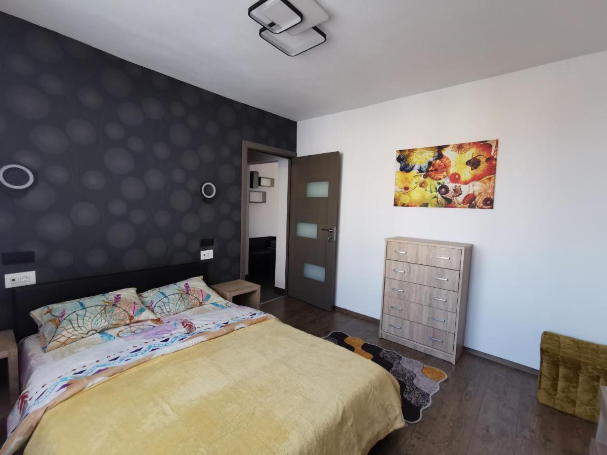 Apartament Asr Piatra Neamţ Buitenkant foto